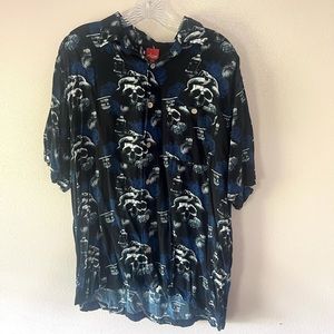 CONDITION: NEW (Easy to wrinkle)